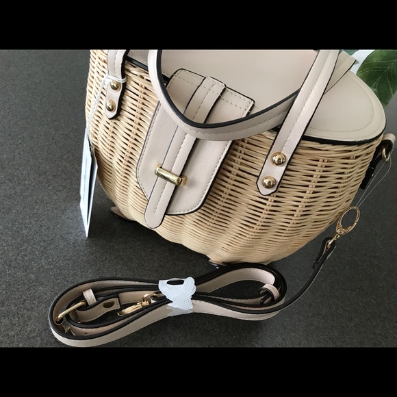 Tommy Bahama wicker bag - Picture 6 of 11